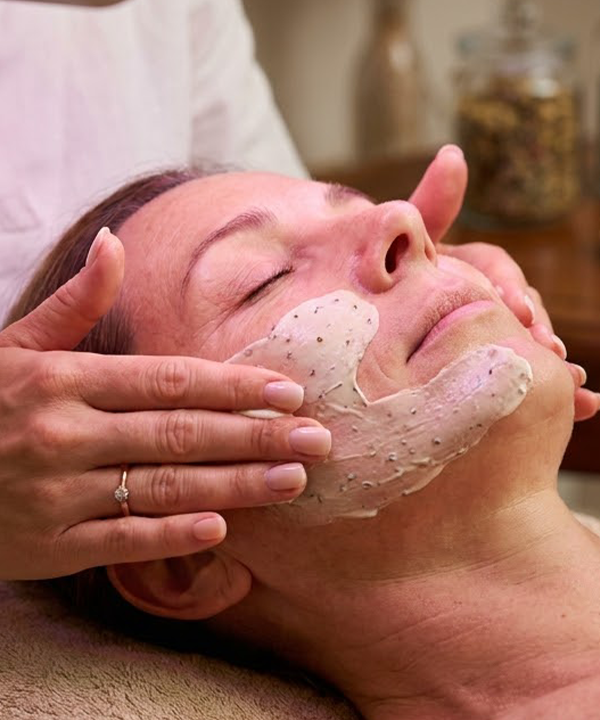 Signature Eminence Organic Facial & LED Light Therapy process
